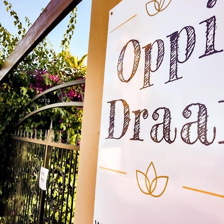 Oppi Draai Guesthouse أوتشورن المظهر الخارجي الصورة