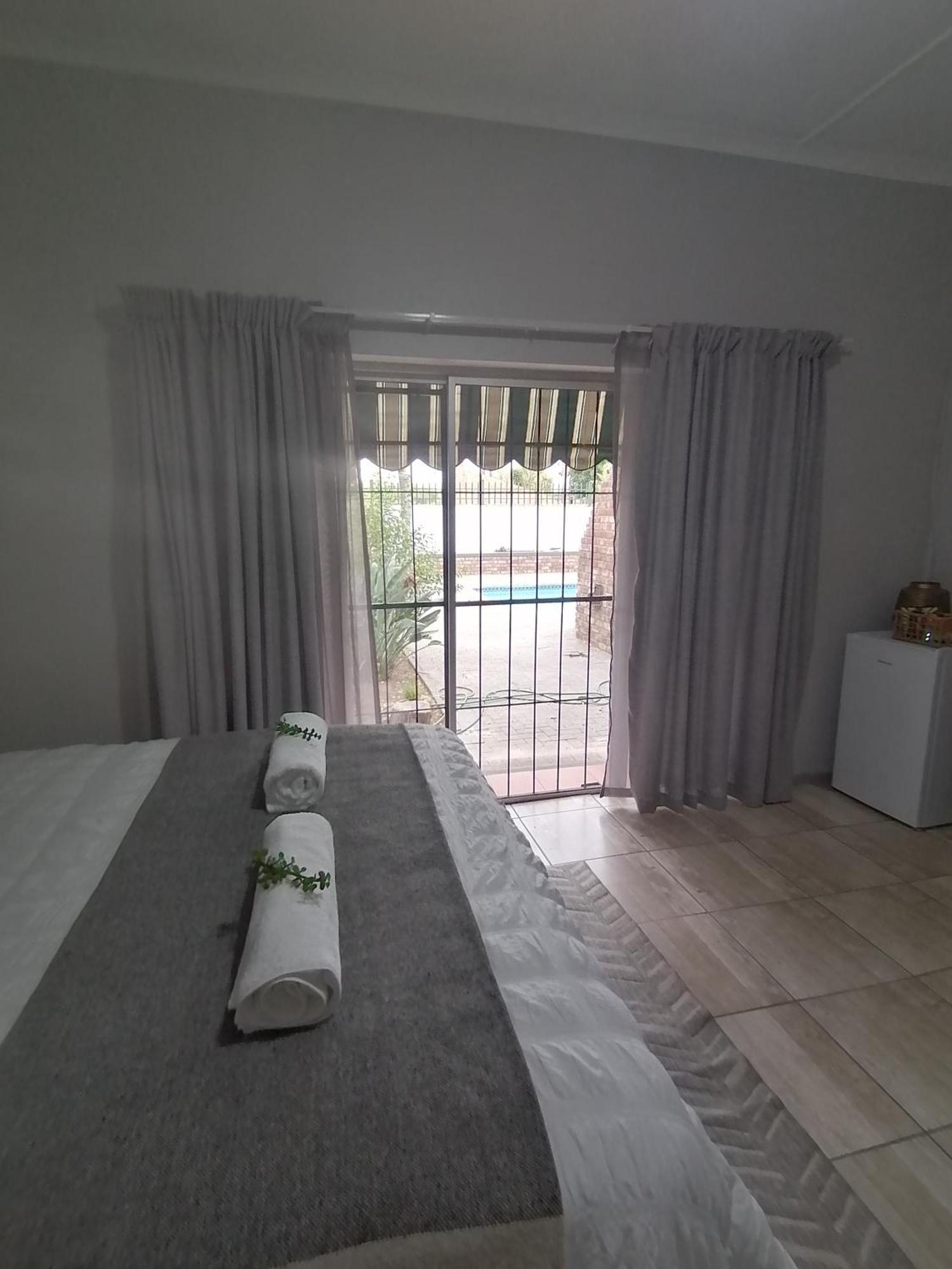 Oppi Draai Guesthouse أوتشورن المظهر الخارجي الصورة